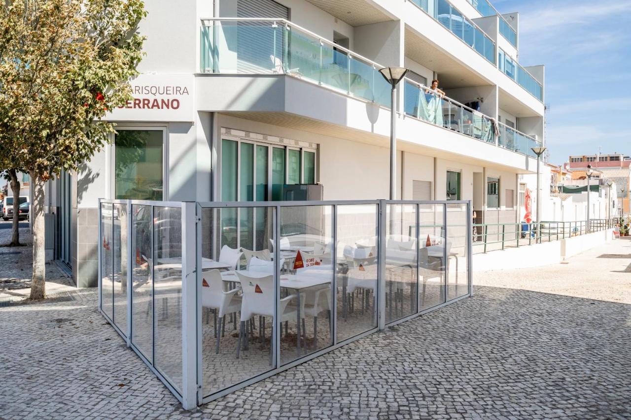 Coastal Holiday'S Apartment Монте-Гордо Экстерьер фото